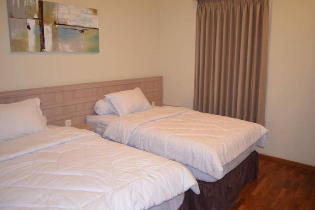 Villa Agro Kusuma Pinus R7 Batu  Exteriör bild